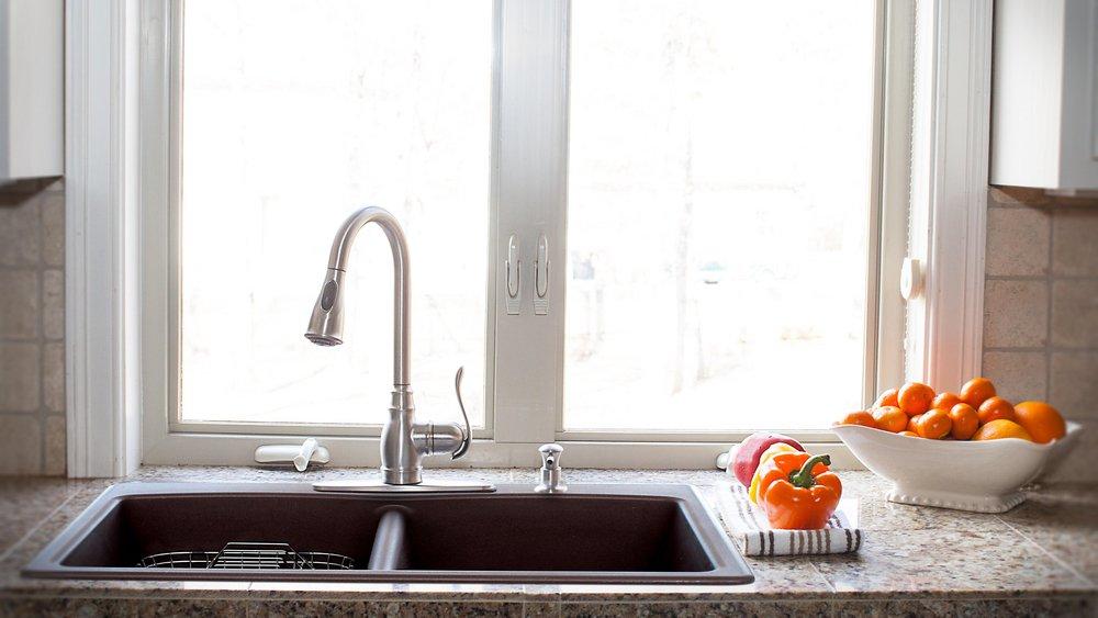 Franke Mocha 33 x 22 in. 1-Hole Composite Double Bowl Dual Mount Kitchen Sink 