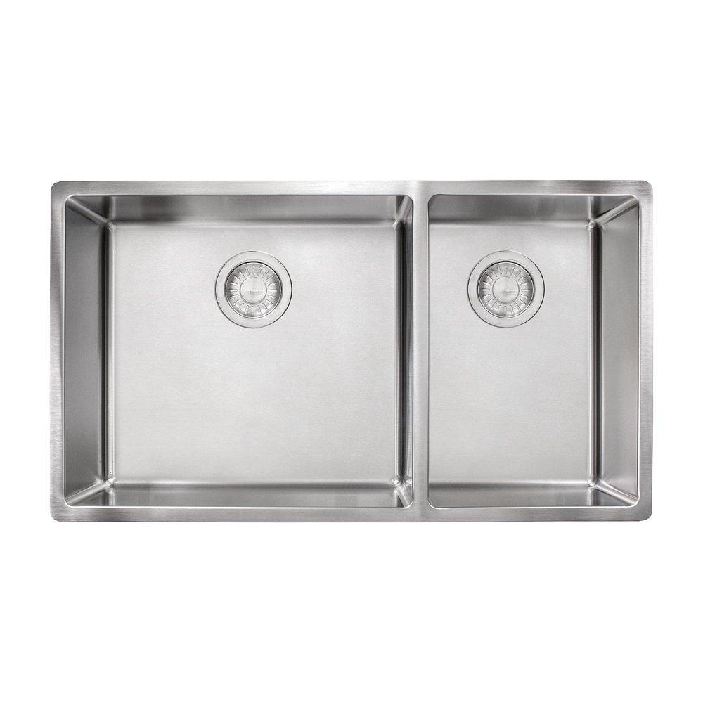 Franke Stainless Steel 31-9/16 x 17-3/4 in. No Hole Stainless Steel Double Bowl Undermount Kitchen Sink 
