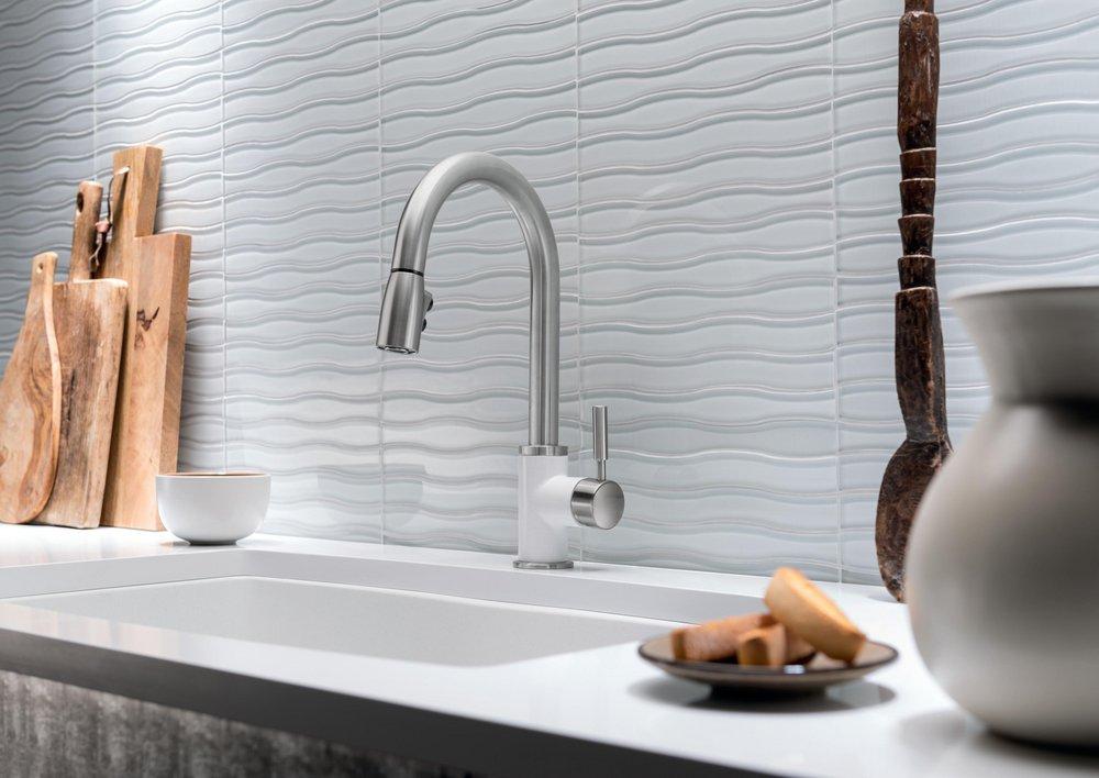 BLANCO White/Stainless Single Handle Pull Down Kitchen Faucet 