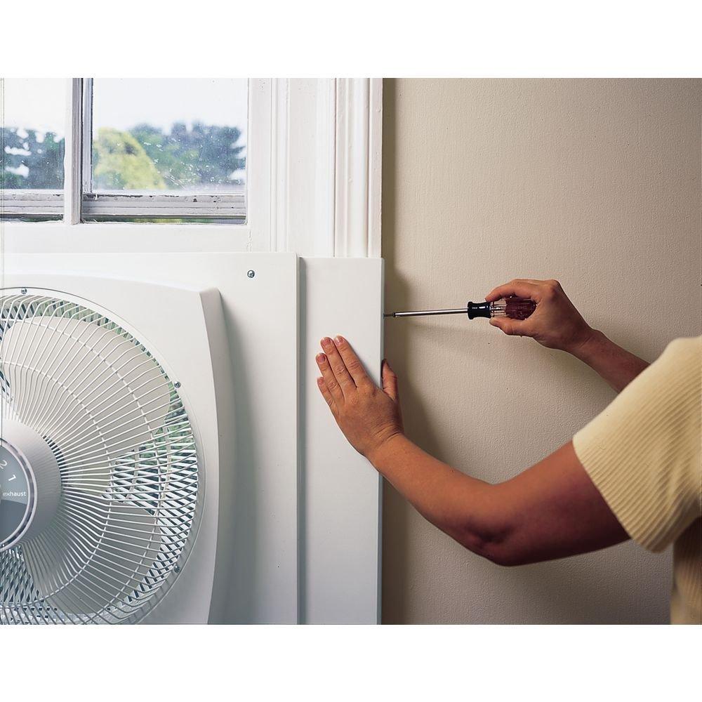 Air King America Inc 3-Blade Oscillating Pedestal Portable Fan 