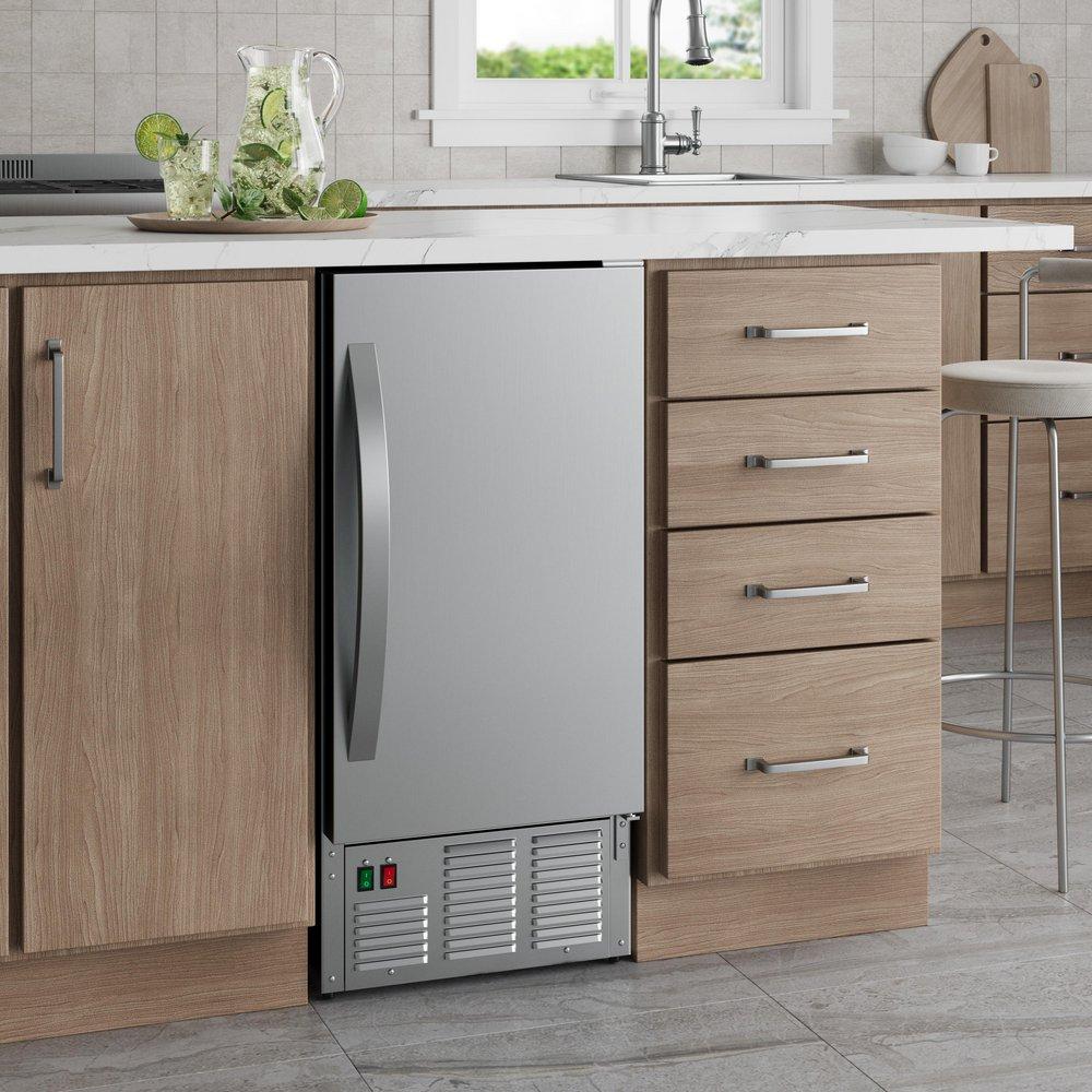 Edgestar Stainless Steel 33-1/2 in. 25 lb Ice Maker 