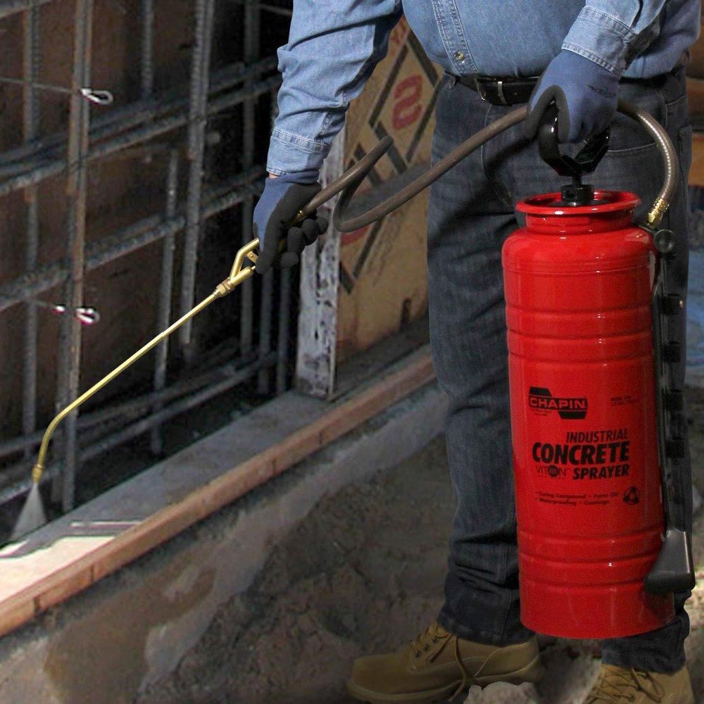 Chapin Manufacturing 3.5 gal Industrial Open Head Sprayer 