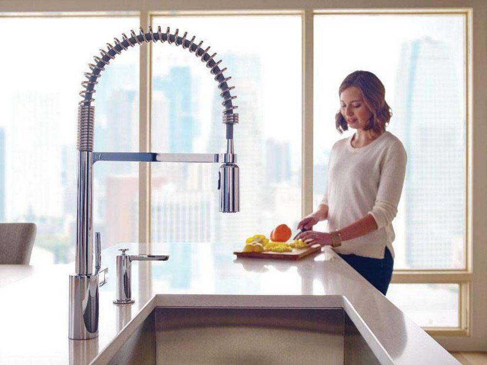Moen Spot Resist Stainless Single Handle Pull Down Pre-Rinse Kitchen Faucet with Power Clean Technology 
