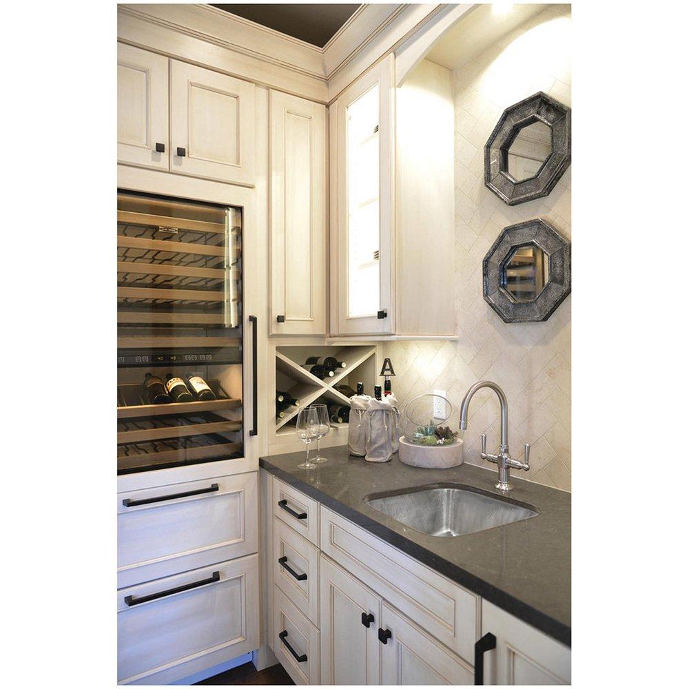 Linkasink Satin Stainless Steel 16-1/2 x 16-1/2 in. Drop-in and Undermount Hammered Copper Bar Sink 