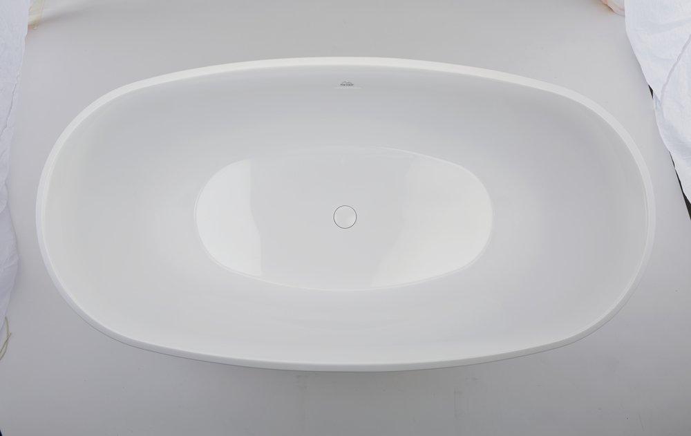 Hydro Systems White 63 x 32 in. 90 gal Hydroluxe Solid Surface Oval Freestanding Bathtub with Center Drain 