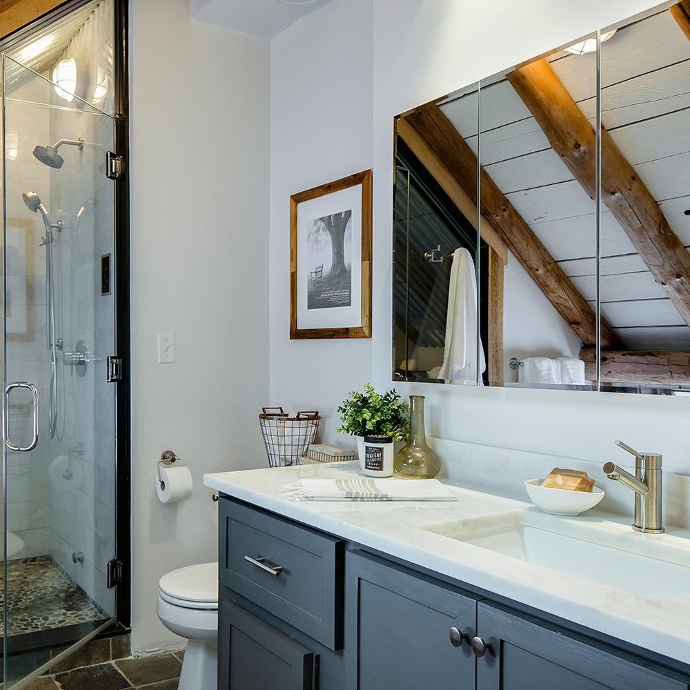 Speakman Polished Chrome Single Handle Centerset Bathroom Sink Faucet 