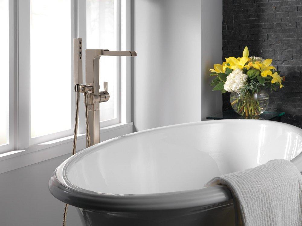 Delta Faucet Brilliance Stainless Single Lever Handle Floor Mount Filler Trim Only 