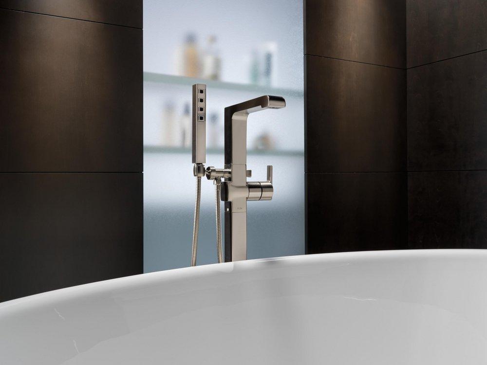 Delta Faucet Brilliance Stainless Single Handle Lever Floor Mount Filler 