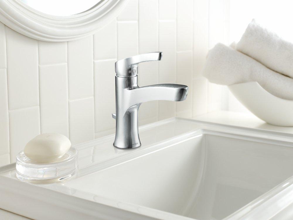 Moen Polished Chrome Single Handle Centerset Bathroom Sink Faucet 