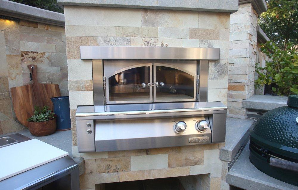 Alfresco Stainless Steel 30 in. 456 cu. ft. Pizza Oven 