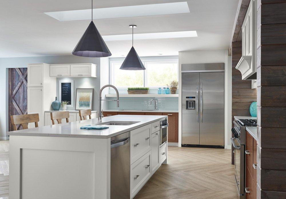 Delta Faucet Chrome Single Handle Pull Down Kitchen Faucet 