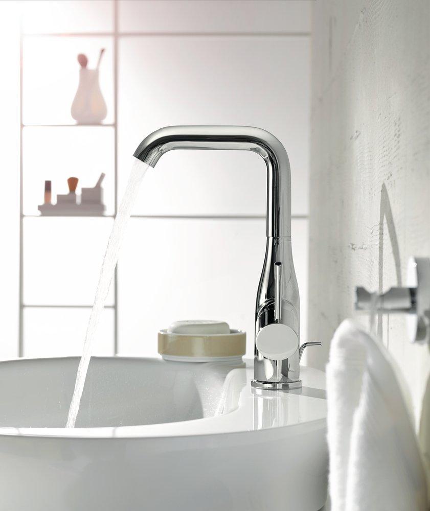 GROHE StarLight&reg; Polished Chrome Single Handle Bathroom Sink Faucet 