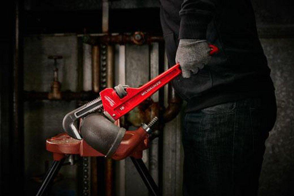 Milwaukee&reg; Silver 18 in. Pipe Wrench 