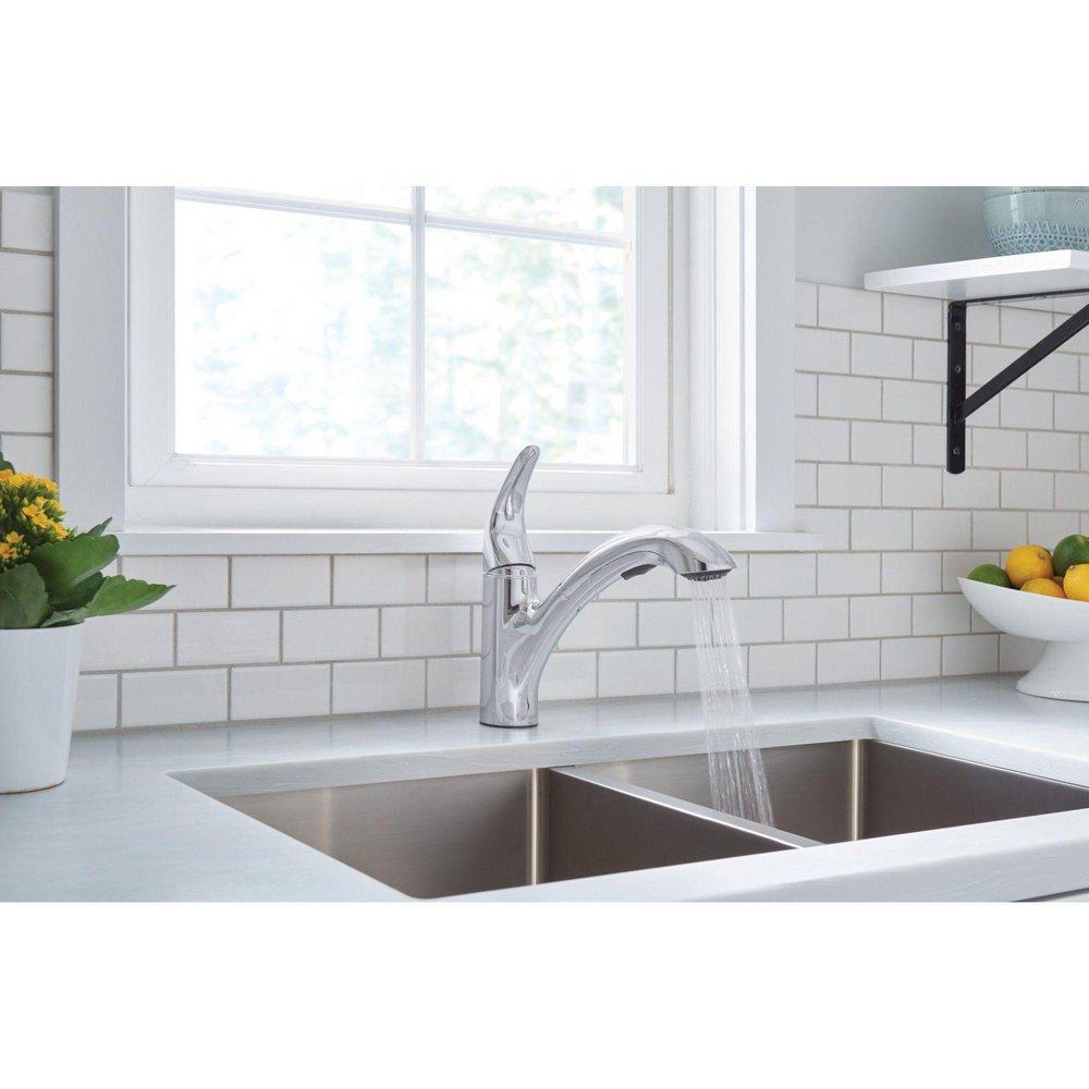 Moen Chrome Single Handle Pull Out Kitchen Faucet 