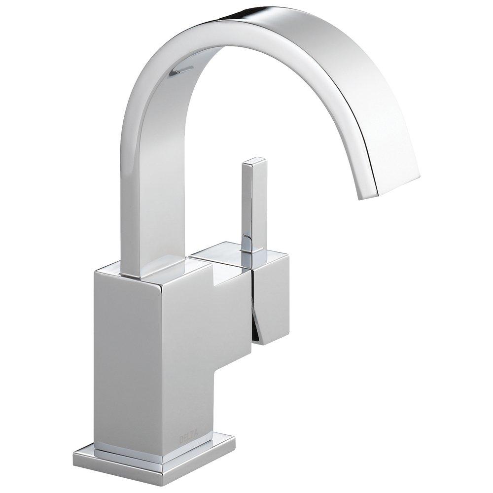 Delta Faucet Chrome Single Handle Centerset Bathroom Sink Faucet 