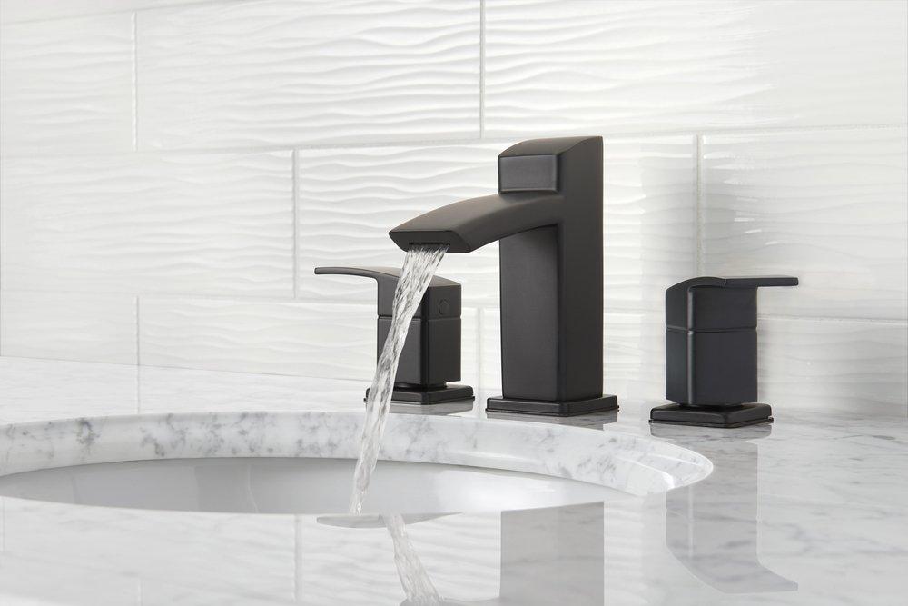 Pfister Matte Black 6-11/16 in. 1.2 gpm 1-Hole Centerset Bath Faucet with Single Lever Handle 
