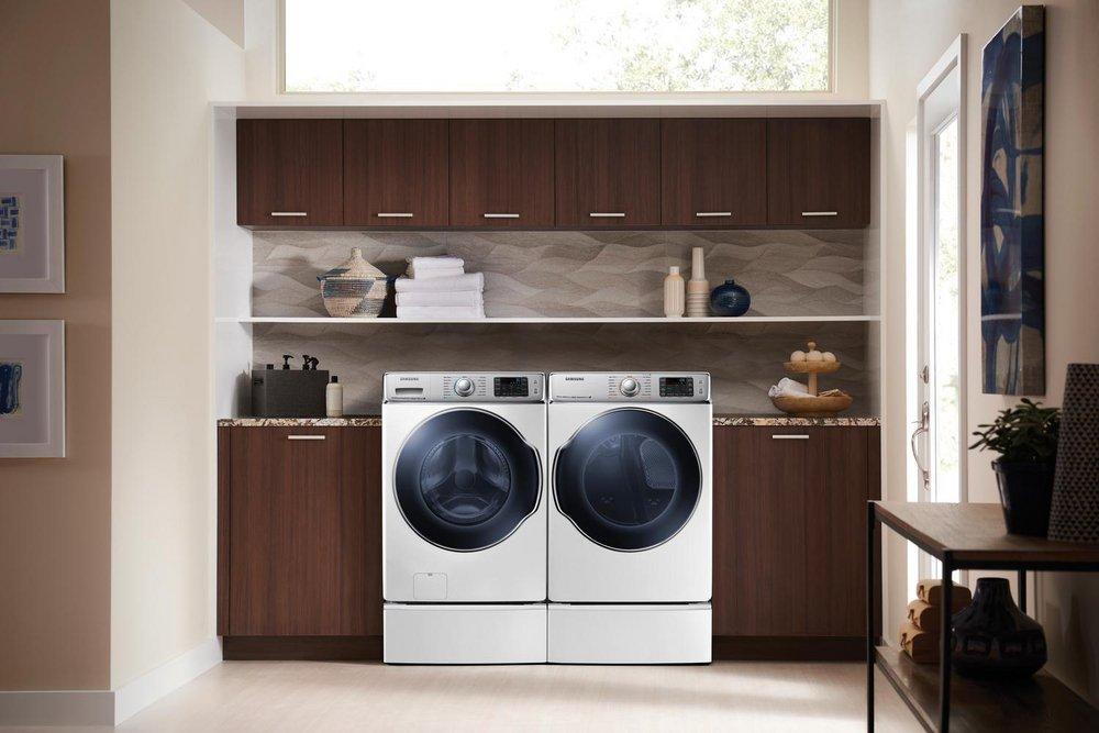 Samsung White 33 in. 4.2 cu. ft. Electric Front Load Washer 