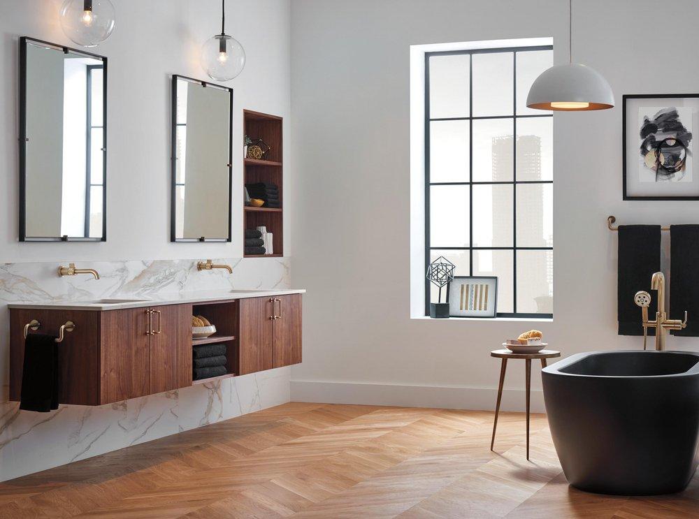 Brizo Luxe Gold Free Standing Tub Filler Metal Single Handle 