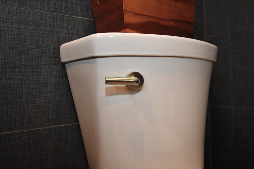 Brizo Luxe Gold Right-Hand or Left-Hand Trip Lever 