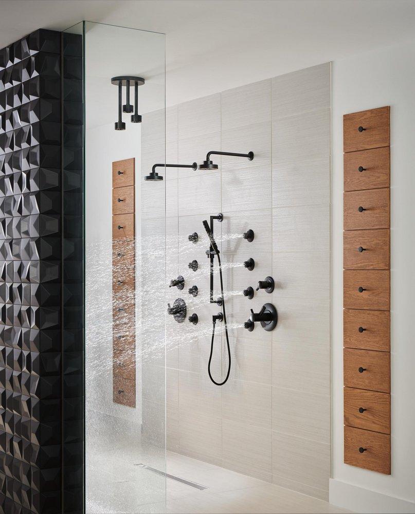 Brizo Matte Black 1.75 gpm 1-Function Ceiling Mount Pendant Showerhead 