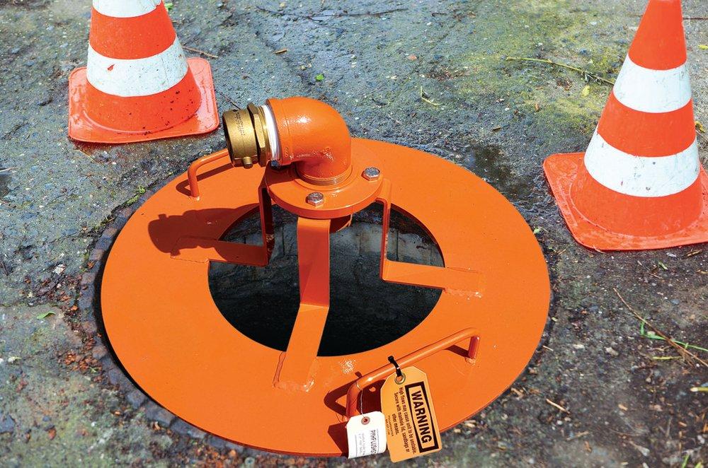 Pollardwater Orange FNST Swivel 32 in. Flush Stand 