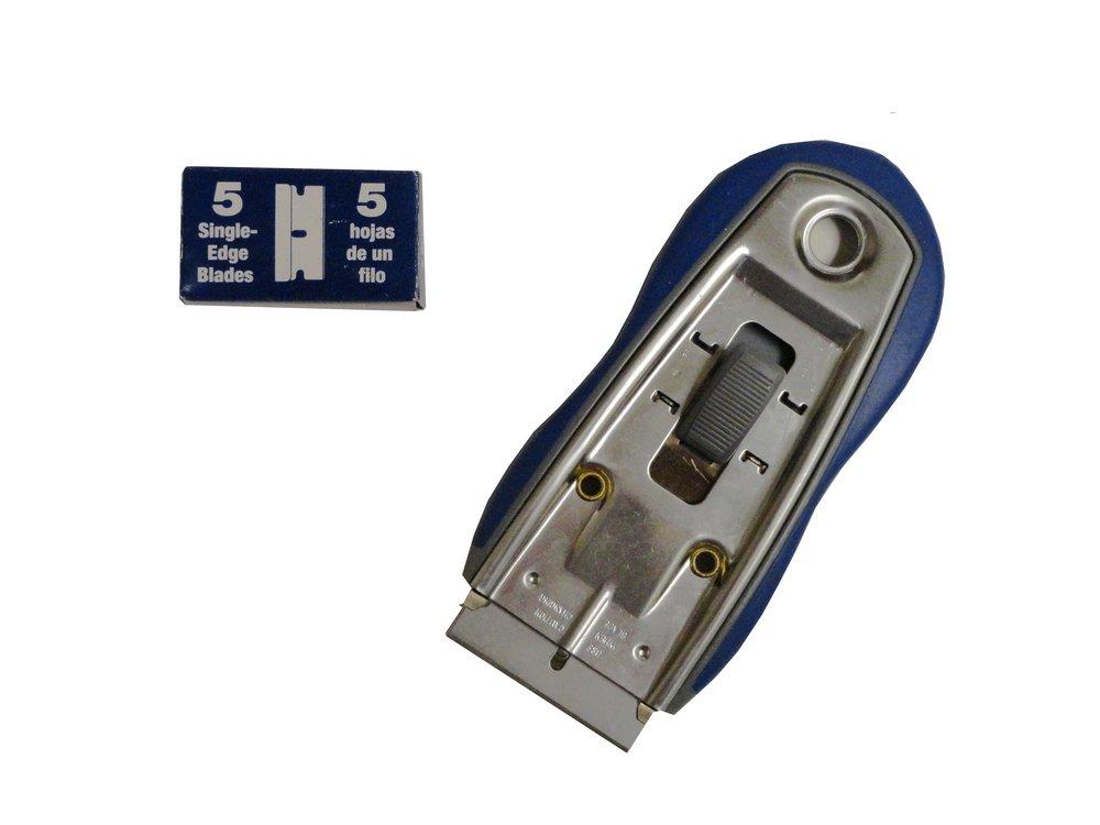 Warner Manufacturing Soft Grip Scraper 