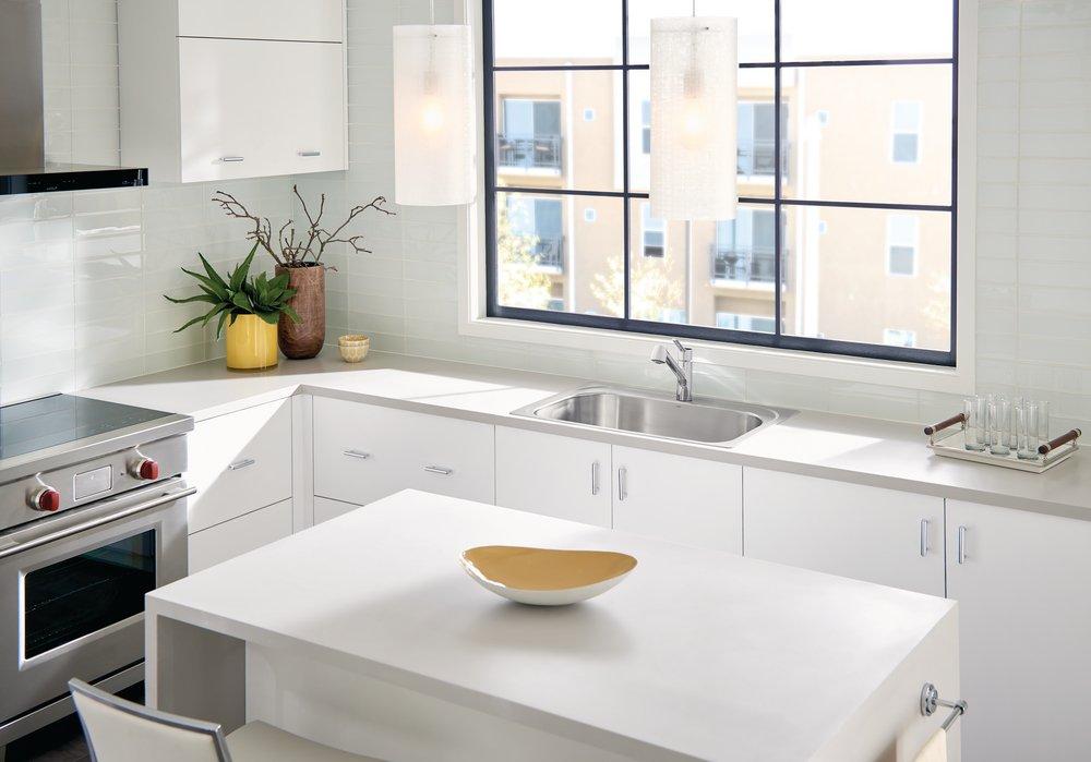 Moen Chrome Single Handle Pull Out Kitchen Faucet 