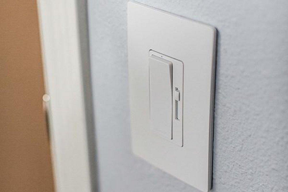 Pass & Seymour White 4-47/50 x 3-3/20 in. Plastic Wall Plate 