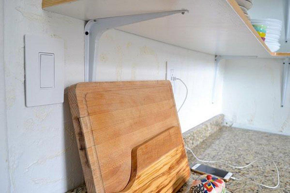 Pass & Seymour White 4-47/50 x 3-3/20 in. Plastic Wall Plate 