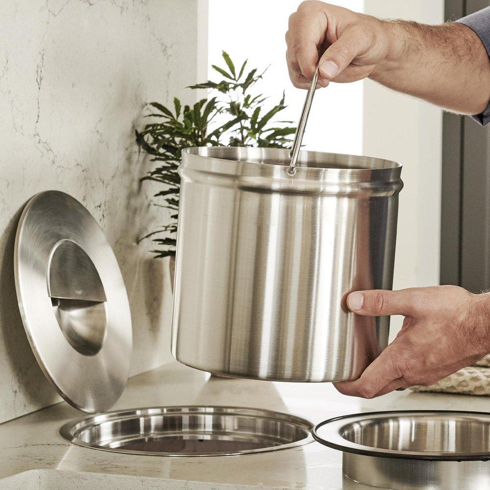 BLANCO Stainless Steel 8 in.Compost System 