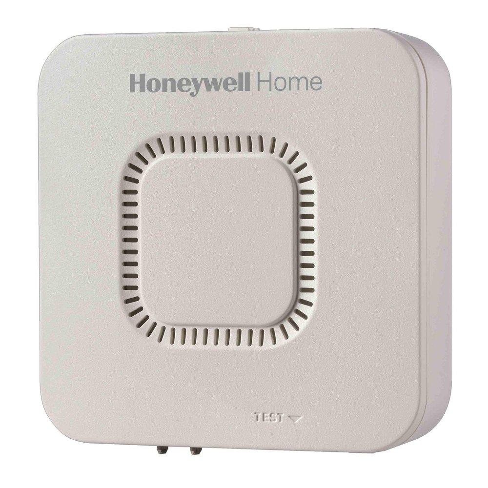 Resideo White Sump Pump, Water Heaters Leak Detector 