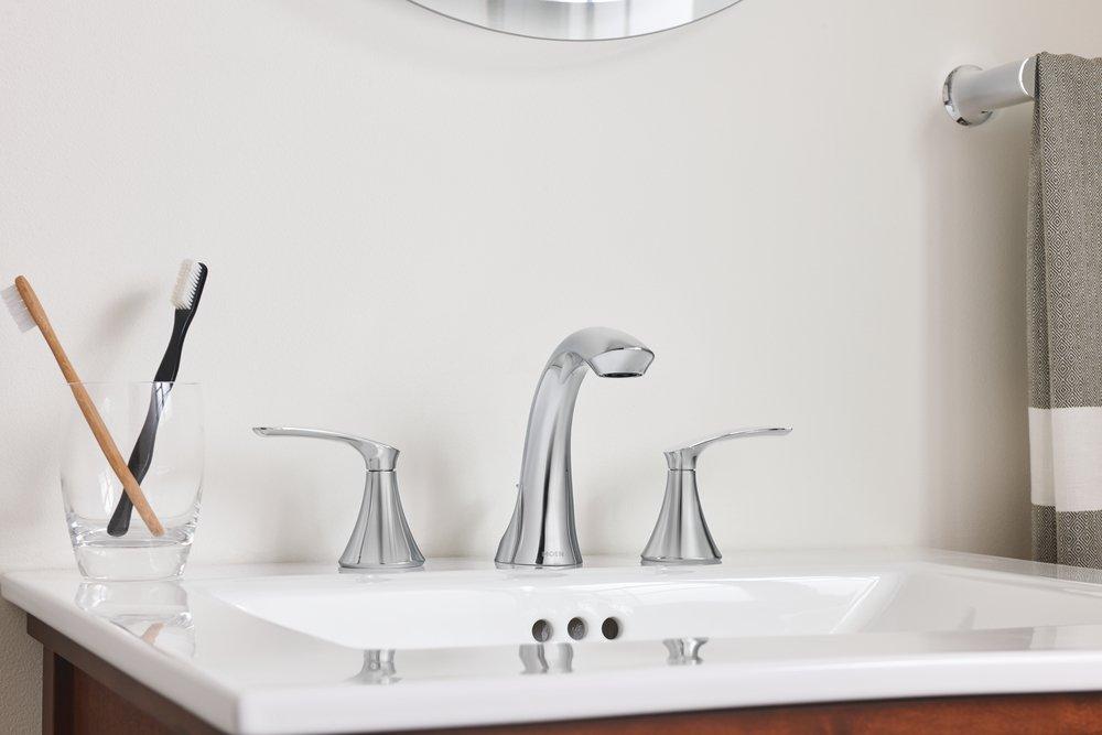 Moen Chrome Two Handle Widespread Bathroom Sink Faucet 