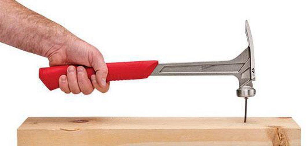 Milwaukee&reg; Silver Steel 17 oz. Framing Hammer 