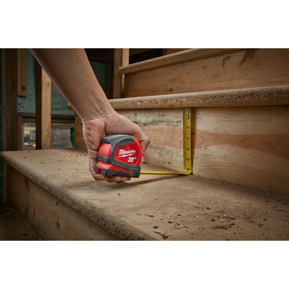 Milwaukee&reg; White Compact Tape Measure 