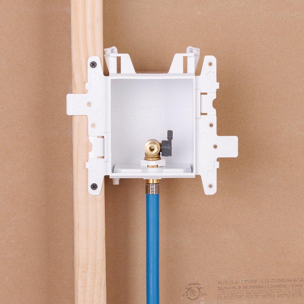 Oatey&reg; White 8 in x 4-17/20 in x 3-19/50 in Ice Maker Supply Box 