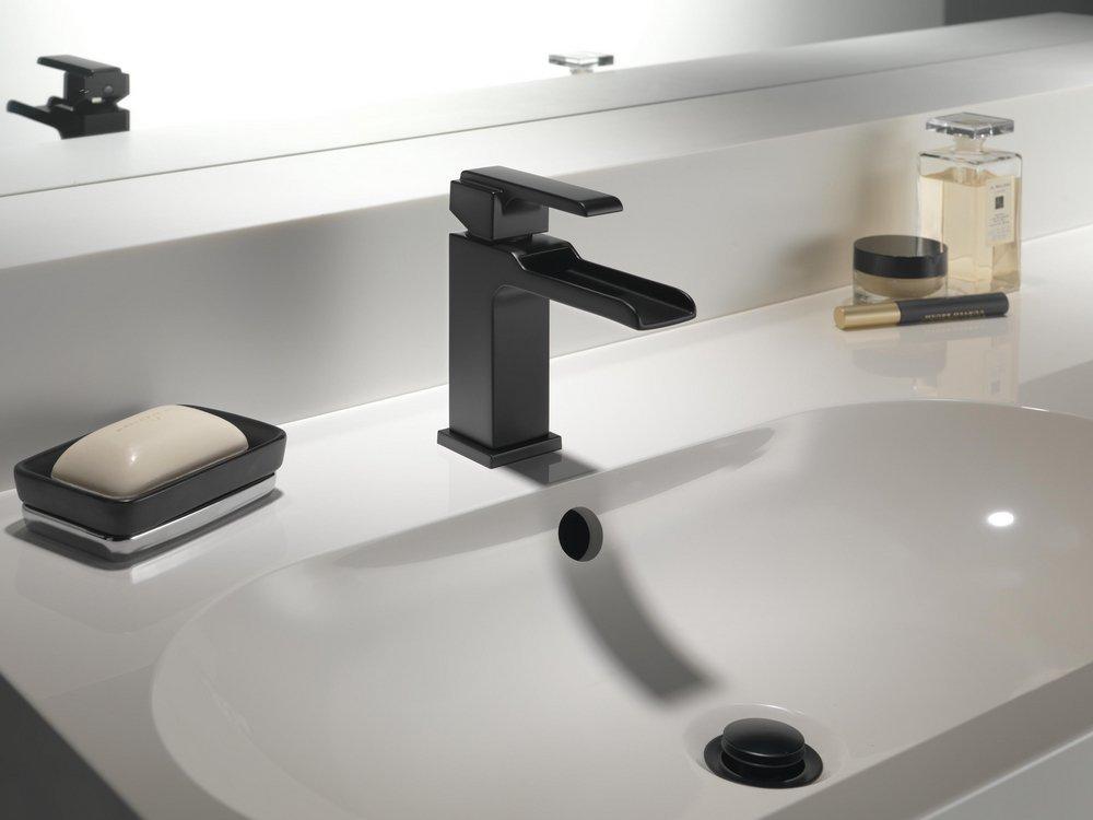 Delta Faucet Matte Black Single Handle Centerset Bathroom Sink Faucet 