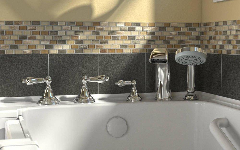 American Standard Linen 60 x 32 x 37-1/2 in Combo Alcove Bathtub 