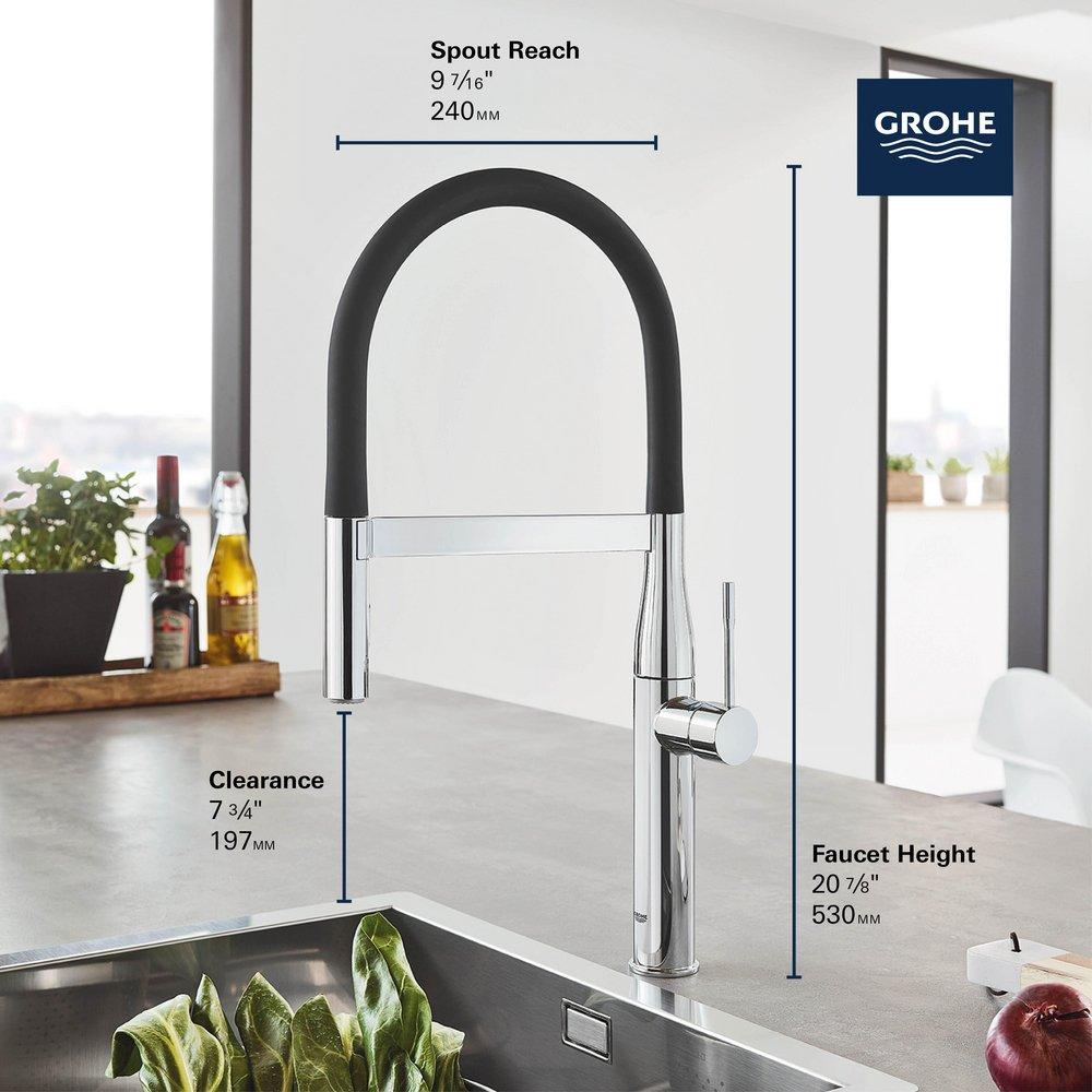 GROHE StarLight Chrome Single Handle Pull Out Kitchen Faucet 