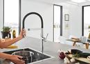 GROHE StarLight Chrome Single Handle Pull Out Kitchen Faucet 