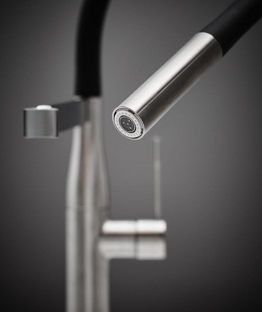 GROHE StarLight Chrome Single Handle Pull Out Kitchen Faucet 