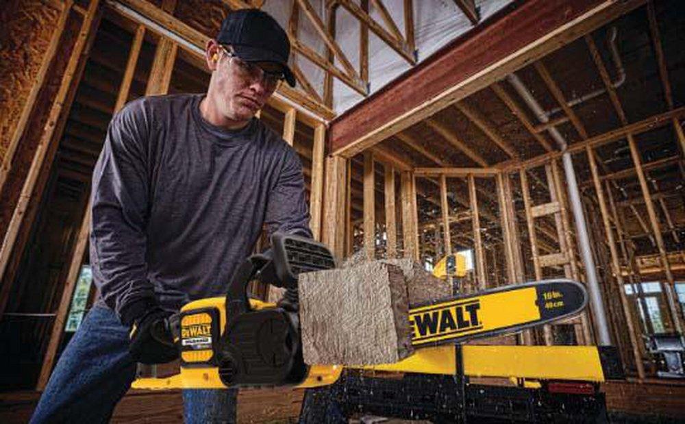 DEWALT Yellow Lithium-Ion Brushless Chainsaw 