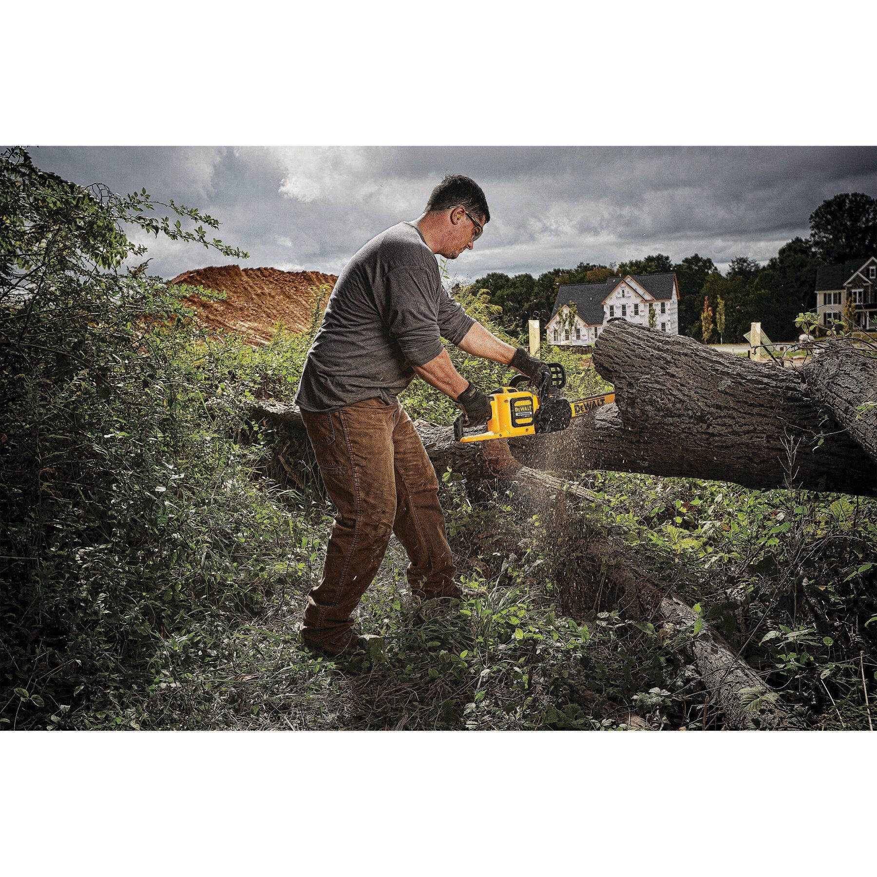 DEWALT Yellow Lithium-Ion Brushless Chainsaw 