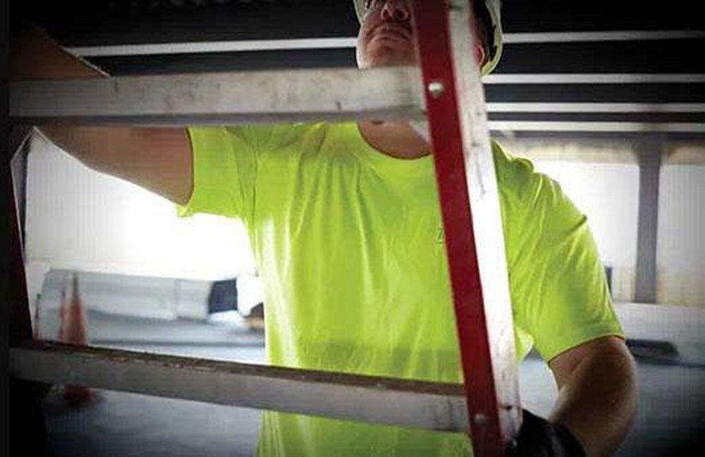 Milwaukee&reg; High Visibility Yellow Light Weight  High Visibility Performance Shirt 