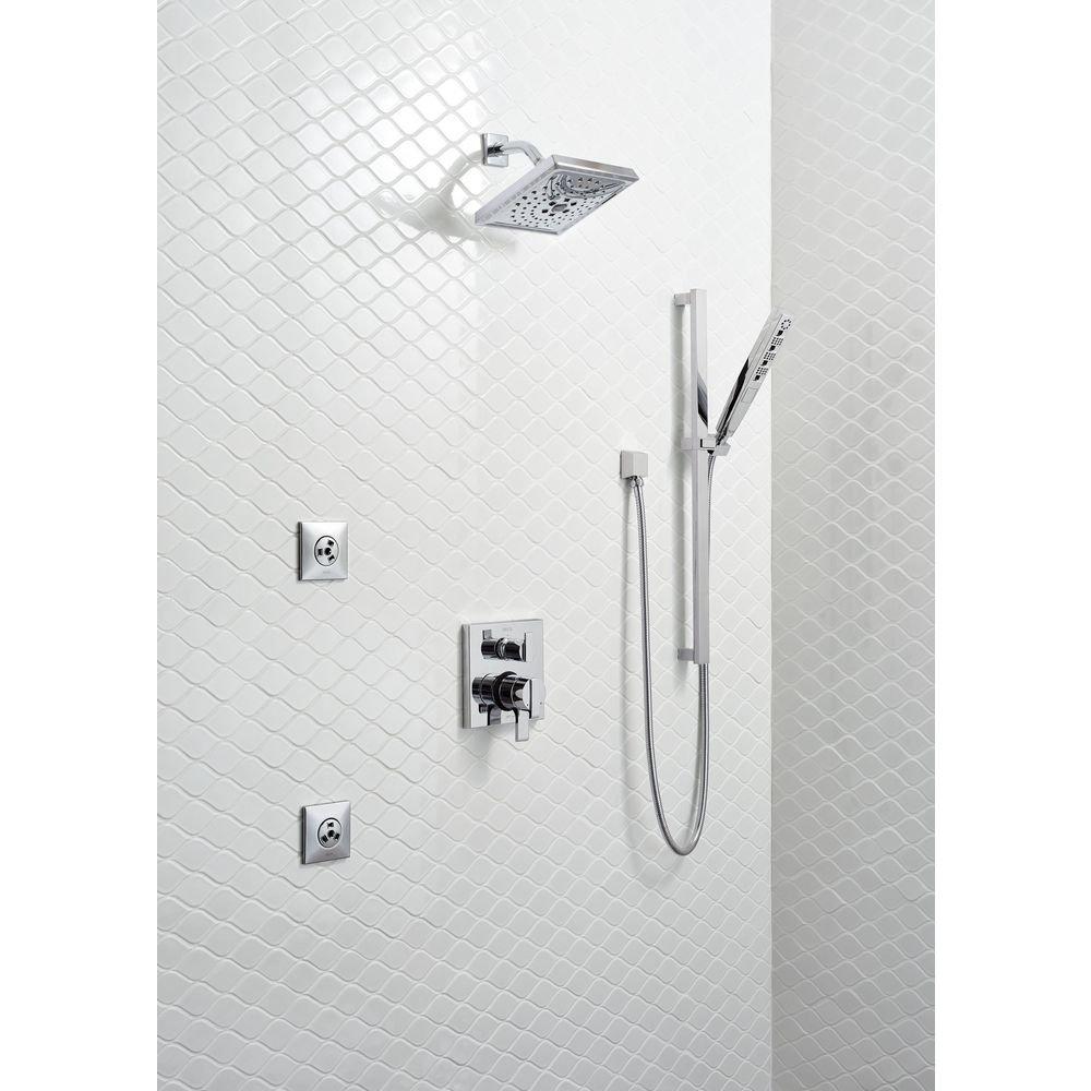 Delta Faucet SpotShield Stainless 1/2 x 5-1/2 in. MIPS Brass Shower Arm 