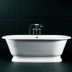 68-1/2 x 31-1/4 in. Freestanding Bathtub with Center Rear Drain in Englishcast&trade; White