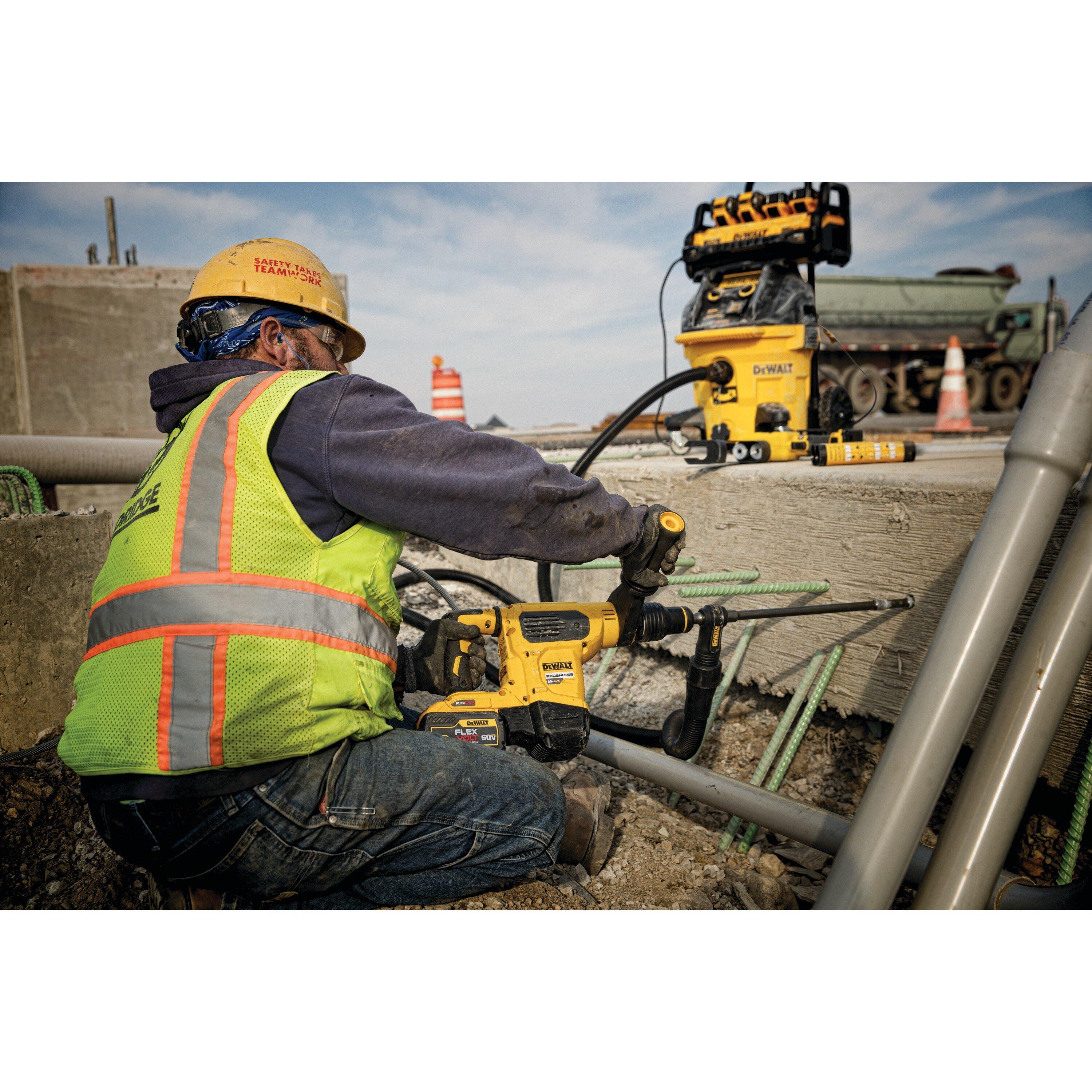 DEWALT Yellow 1-9/16 in. Cordless Combination Hammer 