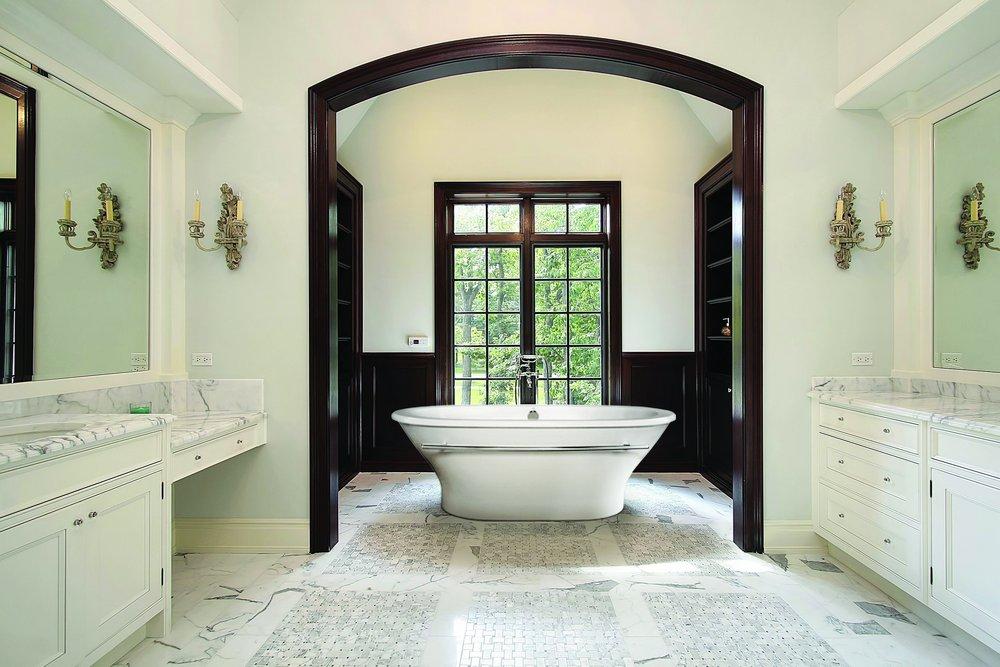 Hydro Systems White 70 x 40 in. Freestanding Bathtub 