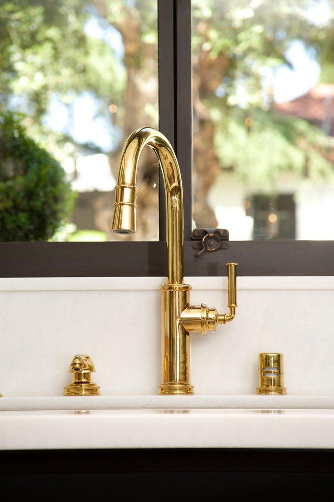Newport Brass Antique Brass Single Handle Pull Down Kitchen Faucet 