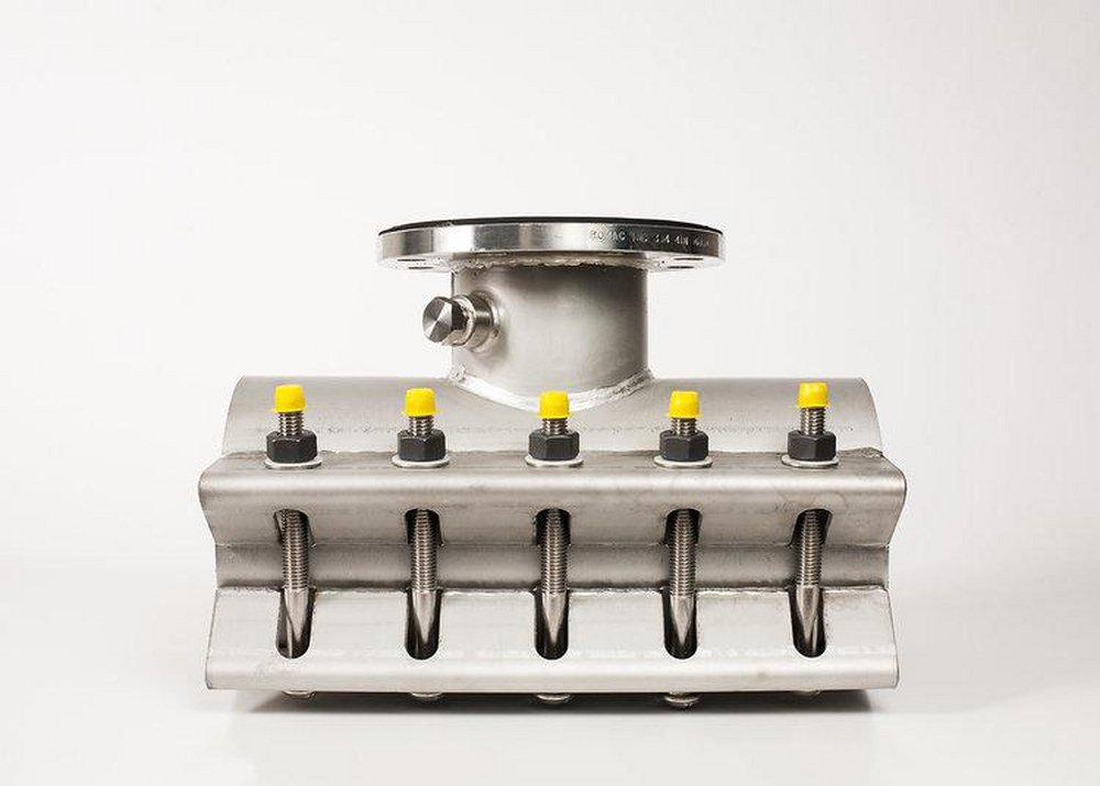 Romac Industries 8 x 8.97 - 9.37 in. Flanged 312 psi  304 and 304L Stainless Steel Tapping Sleeve 