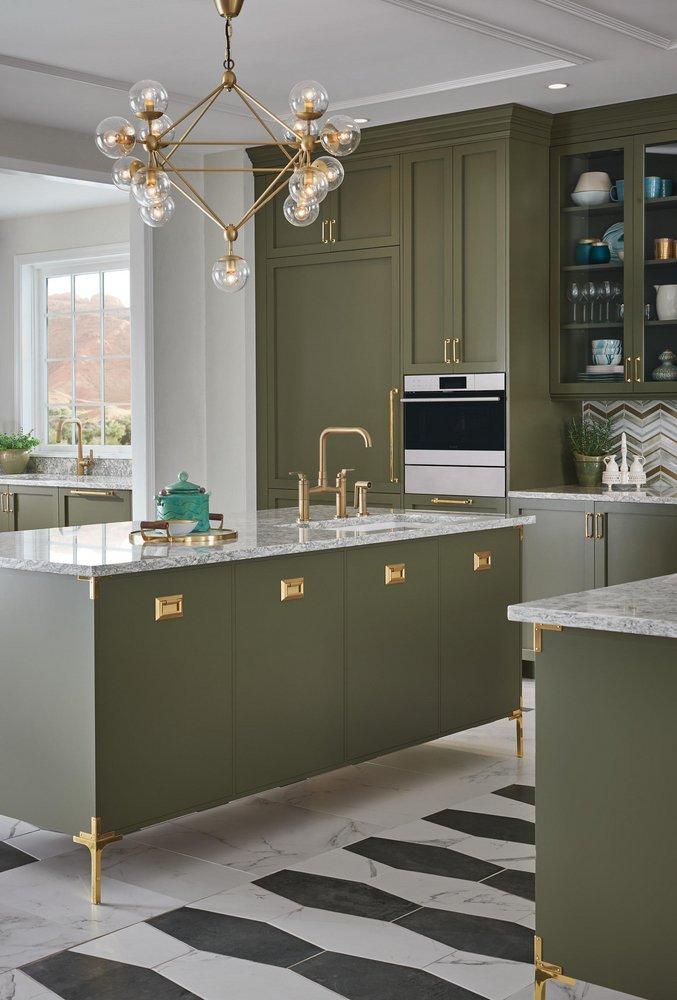 Brizo Luxe Gold Single Handle Pull Down Kitchen Faucet 